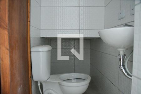 Lavabo de casa de condomínio para alugar com 2 quartos, 83m² em Bairro do Maranhao, Cotia