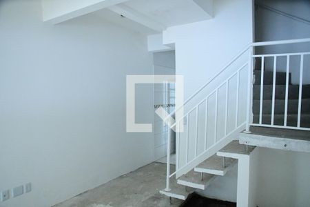 Sala de casa de condomínio para alugar com 2 quartos, 83m² em Bairro do Maranhao, Cotia