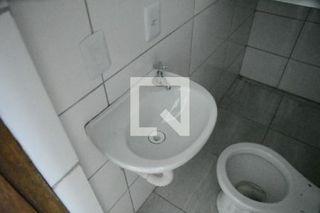 Lavabo de casa de condomínio para alugar com 2 quartos, 83m² em Bairro do Maranhao, Cotia