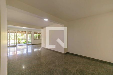 Sala de casa para alugar com 3 quartos, 200m² em Barra da Tijuca, Rio de Janeiro