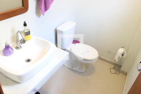 lavabo de casa de condomínio para alugar com 3 quartos, 114m² em Centro, São Vicente