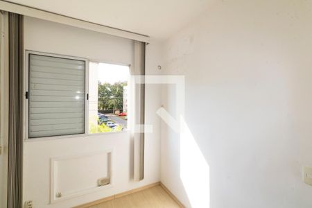 Quarto 2 de apartamento para alugar com 2 quartos, 43m² em Inhoaíba, Rio de Janeiro