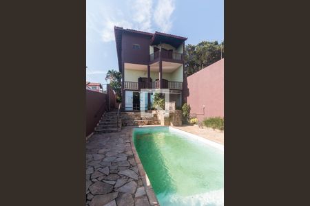 Casa para alugar com 551m², 15 quartos e 4 vagas Casa para alugar com 551m², 15 quartos e 4 vagasPiscina