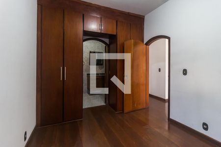 Casa para alugar com 551m², 15 quartos e 4 vagas Casa para alugar com 551m², 15 quartos e 4 vagasQuarto 7 - Suíte 2