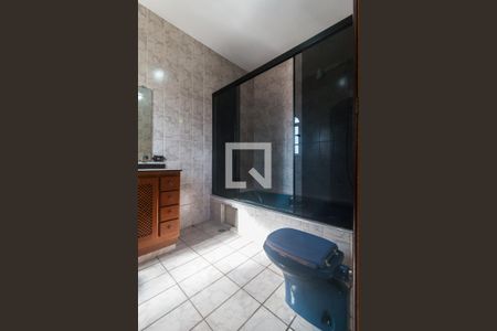 Casa para alugar com 551m², 15 quartos e 4 vagas Casa para alugar com 551m², 15 quartos e 4 vagasBanheiro da Suíte 3