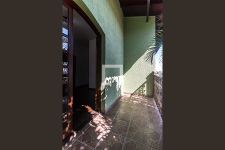 Casa para alugar com 551m², 15 quartos e 4 vagas Casa para alugar com 551m², 15 quartos e 4 vagasVaranda do Hall