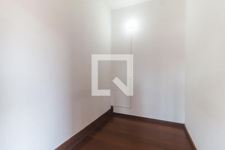 Casa para alugar com 551m², 15 quartos e 4 vagas Casa para alugar com 551m², 15 quartos e 4 vagasQuarto 2