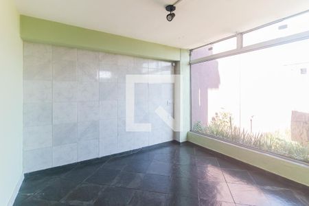 Casa para alugar com 551m², 15 quartos e 4 vagas Casa para alugar com 551m², 15 quartos e 4 vagasQuarto 12