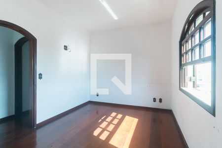 Casa para alugar com 551m², 15 quartos e 4 vagas Casa para alugar com 551m², 15 quartos e 4 vagasQuarto 8 - Suíte 3