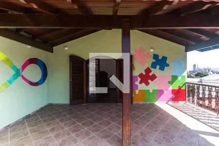 Casa para alugar com 551m², 15 quartos e 4 vagas Casa para alugar com 551m², 15 quartos e 4 vagasVaranda do Quarto 6