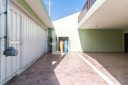 Casa para alugar com 551m², 15 quartos e 4 vagas Casa para alugar com 551m², 15 quartos e 4 vagasGaragem