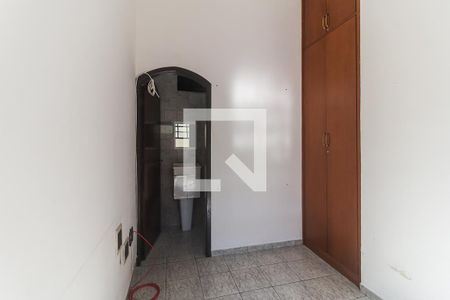 Casa para alugar com 551m², 15 quartos e 4 vagas Casa para alugar com 551m², 15 quartos e 4 vagasQuarto 14 - Suíte 4