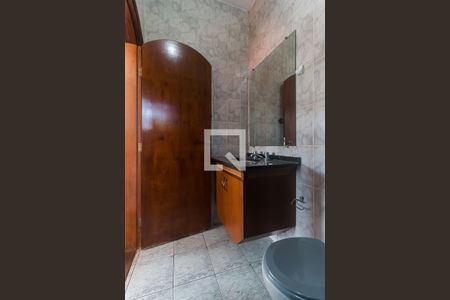 Casa para alugar com 551m², 15 quartos e 4 vagas Casa para alugar com 551m², 15 quartos e 4 vagasBanheiro da Suíte 1