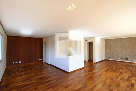 Apartamento à venda com 137m², 2 quartos e 2 vagasSala