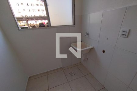 Apartamento para alugar com 50m², 2 quartos e 1 vaga Apartamento para alugar com 50m², 2 quartos e 1 vagaCozinha - Lavanderia