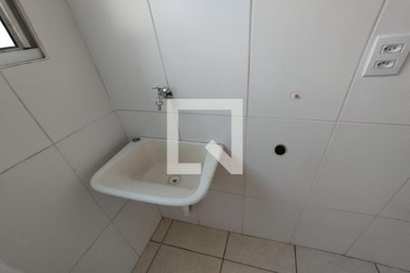 Apartamento para alugar com 50m², 2 quartos e 1 vaga Apartamento para alugar com 50m², 2 quartos e 1 vagaCozinha - Lavanderia