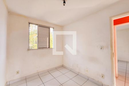 Quarto 2 de apartamento para alugar com 2 quartos, 41m² em Jardim Califórnia, Jacareí