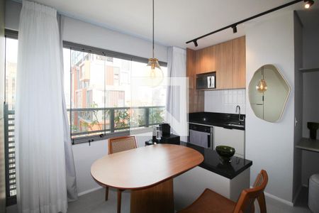 Cozinha de kitnet/studio à venda com 1 quarto, 29m² em Itaim Bibi, São Paulo