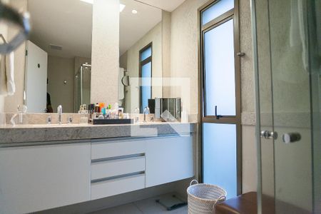 Apartamento à venda com 154m², 3 quartos e 3 vagas Apartamento à venda com 154m², 3 quartos e 3 vagasbanheiro suíte master