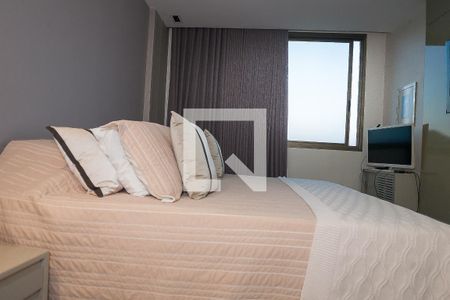 Apartamento à venda com 154m², 3 quartos e 3 vagas Apartamento à venda com 154m², 3 quartos e 3 vagassuíte master