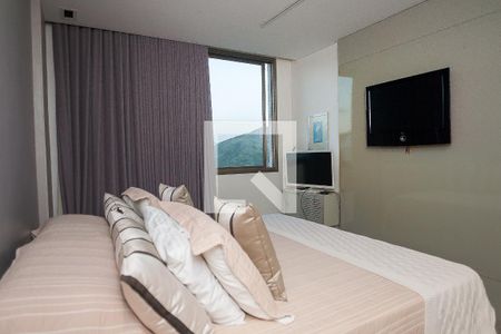 Apartamento à venda com 154m², 3 quartos e 3 vagas Apartamento à venda com 154m², 3 quartos e 3 vagassuíte master