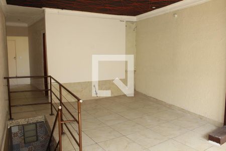 Sala 2 de casa para alugar com 3 quartos, 218m² em Jardim Miranda, Cotia