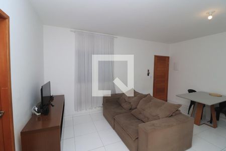 Sala/Cozinha de apartamento para alugar com 2 quartos, 45m² em Vila Santa Isabel, São Paulo