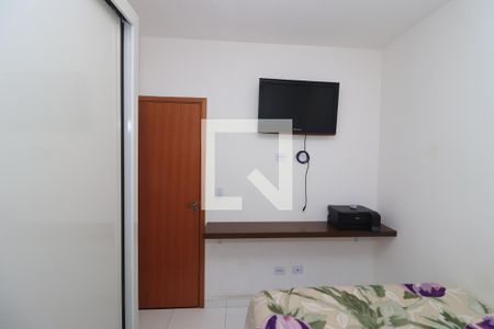 Quarto 1 de apartamento para alugar com 2 quartos, 45m² em Vila Santa Isabel, São Paulo