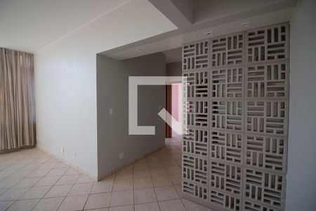 Sala de apartamento para alugar com 2 quartos, 70m² em Sqs 203, Brasília