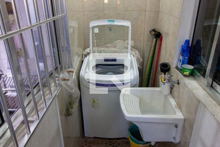 Casa à venda com 380m², 5 quartos e 6 vagas Casa à venda com 380m², 5 quartos e 6 vagasÁrea de Serviço