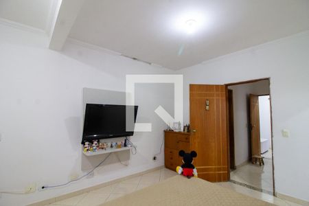 Casa à venda com 380m², 5 quartos e 6 vagas Casa à venda com 380m², 5 quartos e 6 vagasSuíte