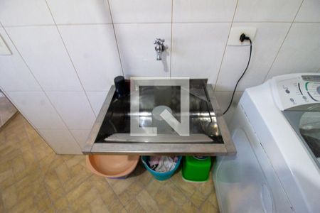 Casa à venda com 380m², 5 quartos e 6 vagas Casa à venda com 380m², 5 quartos e 6 vagasDetalhe Área de Serviço