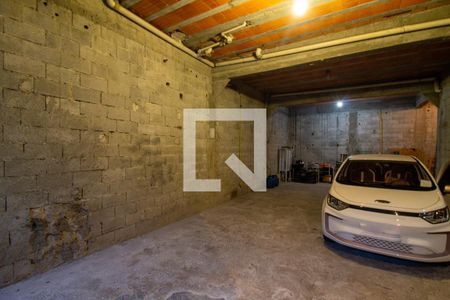 Casa à venda com 380m², 5 quartos e 6 vagas Casa à venda com 380m², 5 quartos e 6 vagasGaragem