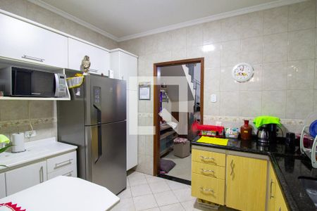 Casa à venda com 380m², 5 quartos e 6 vagas Casa à venda com 380m², 5 quartos e 6 vagasCozinha Edícula