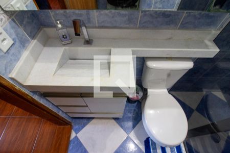 Casa à venda com 380m², 5 quartos e 6 vagas Casa à venda com 380m², 5 quartos e 6 vagasBanheiro