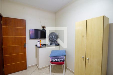 Casa à venda com 380m², 5 quartos e 6 vagas Casa à venda com 380m², 5 quartos e 6 vagasQuarto 2 Edícula