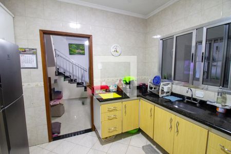 Casa à venda com 380m², 5 quartos e 6 vagas Casa à venda com 380m², 5 quartos e 6 vagasCozinha Edícula