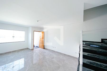 Casa à venda com 3 quartos, 178m² em Vila Paulo Silas, São Paulo