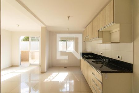 Sala/Cozinha/Área de Serviço de apartamento para alugar com 2 quartos, 73m² em Uberaba, Curitiba