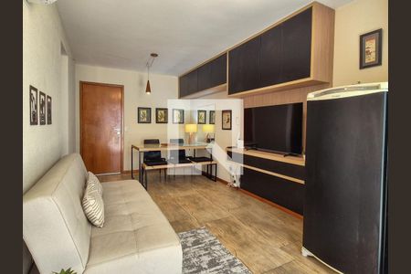 Sala/Cozinha de apartamento para alugar com 1 quarto, 45m² em Recreio dos Bandeirantes, Rio de Janeiro