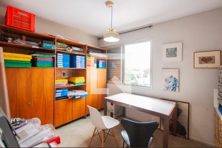 Quarto 1 de apartamento para alugar com 2 quartos, 64m² em Vila Madalena, São Paulo