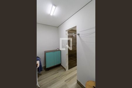 Banheiro social  de casa à venda com 2 quartos, 320m² em Alto Caiçaras, Belo Horizonte