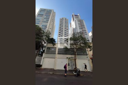 Studio para alugar com 25m², 0 quarto e sem vaga Studio para alugar com 25m², 0 quarto e sem vagaFachada