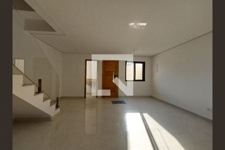 Casa à venda com 87m², 3 quartos e 2 vagasSala