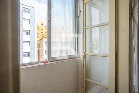 Varanda da Sala/Quarto de kitnet/studio à venda com 1 quarto, 38m² em Consolação, São Paulo