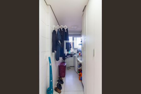 Apartamento à venda com 113m², 3 quartos e 2 vagas Apartamento à venda com 113m², 3 quartos e 2 vagasÁrea de Serviço