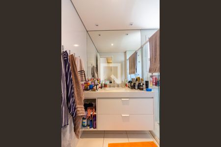 Apartamento à venda com 113m², 3 quartos e 2 vagas Apartamento à venda com 113m², 3 quartos e 2 vagasBanheiro da Suíte 2