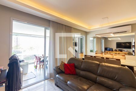 Apartamento à venda com 113m², 3 quartos e 2 vagas Apartamento à venda com 113m², 3 quartos e 2 vagasSala