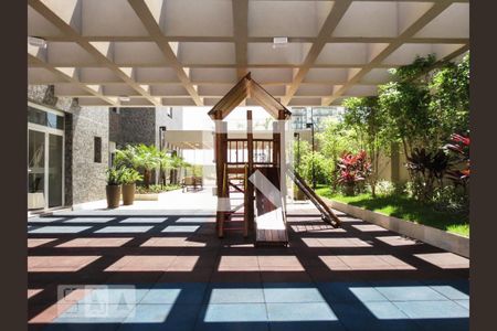 Apartamento à venda com 113m², 3 quartos e 2 vagas Apartamento à venda com 113m², 3 quartos e 2 vagasPlayground