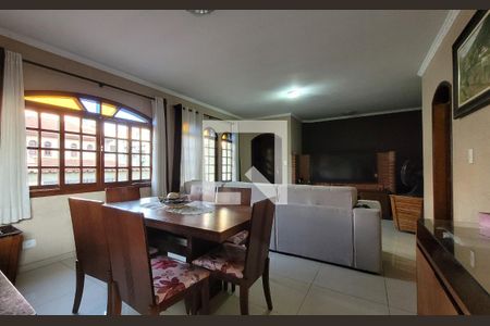 Sala de casa à venda com 3 quartos, 170m² em Utinga, Santo André